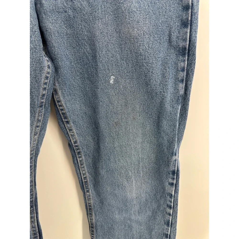 Magellan Outdoors Mens Straight Leg Jeans 33x32 Medium Wash Blue 100% Cotton